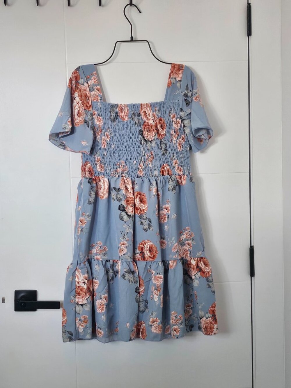 VeronaChic - Blue Floral Mini Dress | Smocked Flutter Sleeve Summer Dress